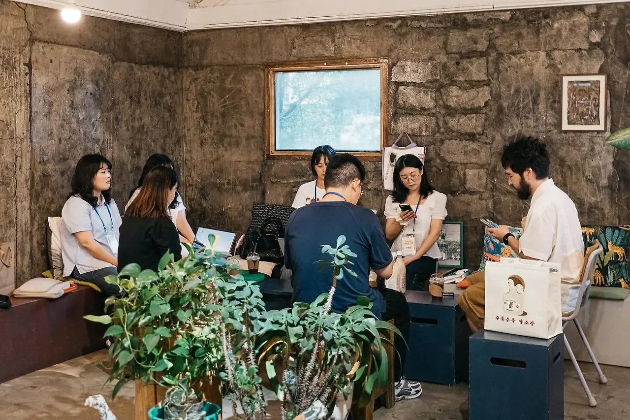 547643859_18527239528045353_6788451062971445672_n.jpg?_nc_cat=107&ccb=1-7&_nc_sid=127cfc&_nc_ohc=_9sdXYWCxXoQ7kNvwFy02WN&_nc_oc=AdlgL07-cXm9I0gIfoaXtslpnYMKFgDP77IdEx-DdPvqLkdp35710RL8ROt9MJlmgnA&_nc_zt=23&_nc_ht=scontent-ssn1-1.xx&_nc_gid=pl2a1G0lK2zUqF23u4UBXA&oh=00_AfeiTu7fVyOt7iVfqWxDOYGP633C0EOr8aO4y3DDsKnJUA&oe=68E6C201