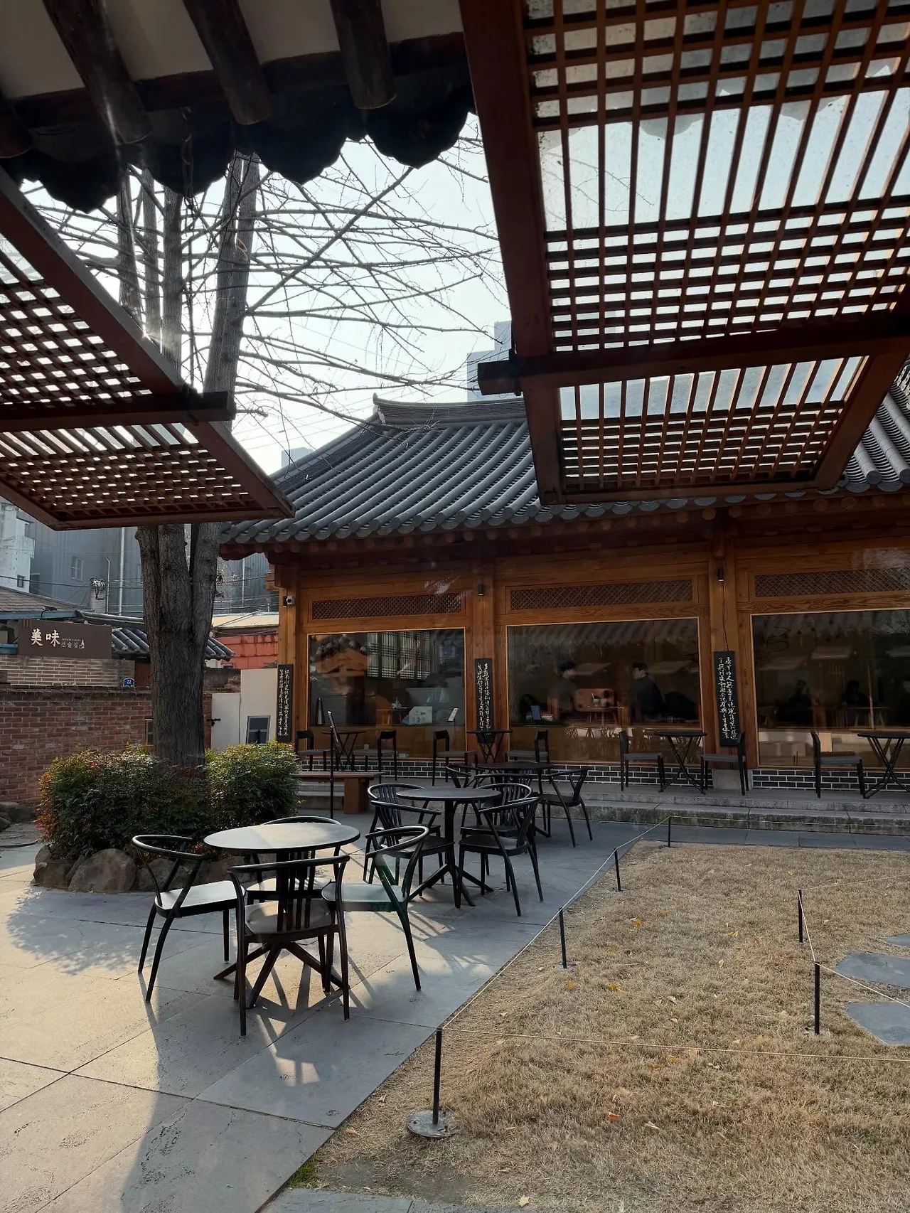 598854417_18547034008045353_4971141542835476351_n.jpg?stp=dst-jpegr_tt6&_nc_cat=102&ccb=1-7&_nc_sid=127cfc&_nc_ohc=aJsR2Pgw3U0Q7kNvwHPVttk&_nc_oc=Adk8fTCFm3IHEamFip4DWR3Z59mG1qj4Gh6OZd3hM89KBA9W-76UuYYh1QFoHbAP89g&_nc_zt=23&se=-1&_nc_ht=scontent-lax3-1.xx&_nc_gid=YSmwUDec2toZwO2F9G5rcA&oh=00_AfrHbdbLVB85711ZdTbDhZK6qdcyxwJ9jHW-IKtLrT-v5Q&oe=696C21A9