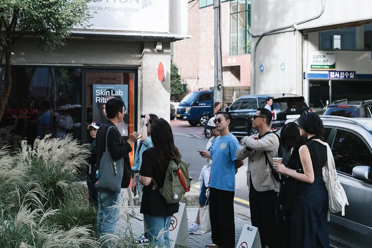 553225149_18529558186045353_7183877201203836736_n.jpg?_nc_cat=108&ccb=1-7&_nc_sid=127cfc&_nc_ohc=8NUtO0bJZYgQ7kNvwHM9Zw_&_nc_oc=AdllEPK_bRs-gwuhRUfFVNOmg7qWm3tj7HvC6iwabN4h7-eOcirxhH8VyDHCwNByMMw&_nc_zt=23&_nc_ht=scontent-ssn1-1.xx&_nc_gid=Zjnj9K67P2f3tta0Mi2aAQ&oh=00_AfdFDv1I9QqRoXbL7YP_nHQ0dRAhOcI1xywQiwL8NK0MYw&oe=68E7101B