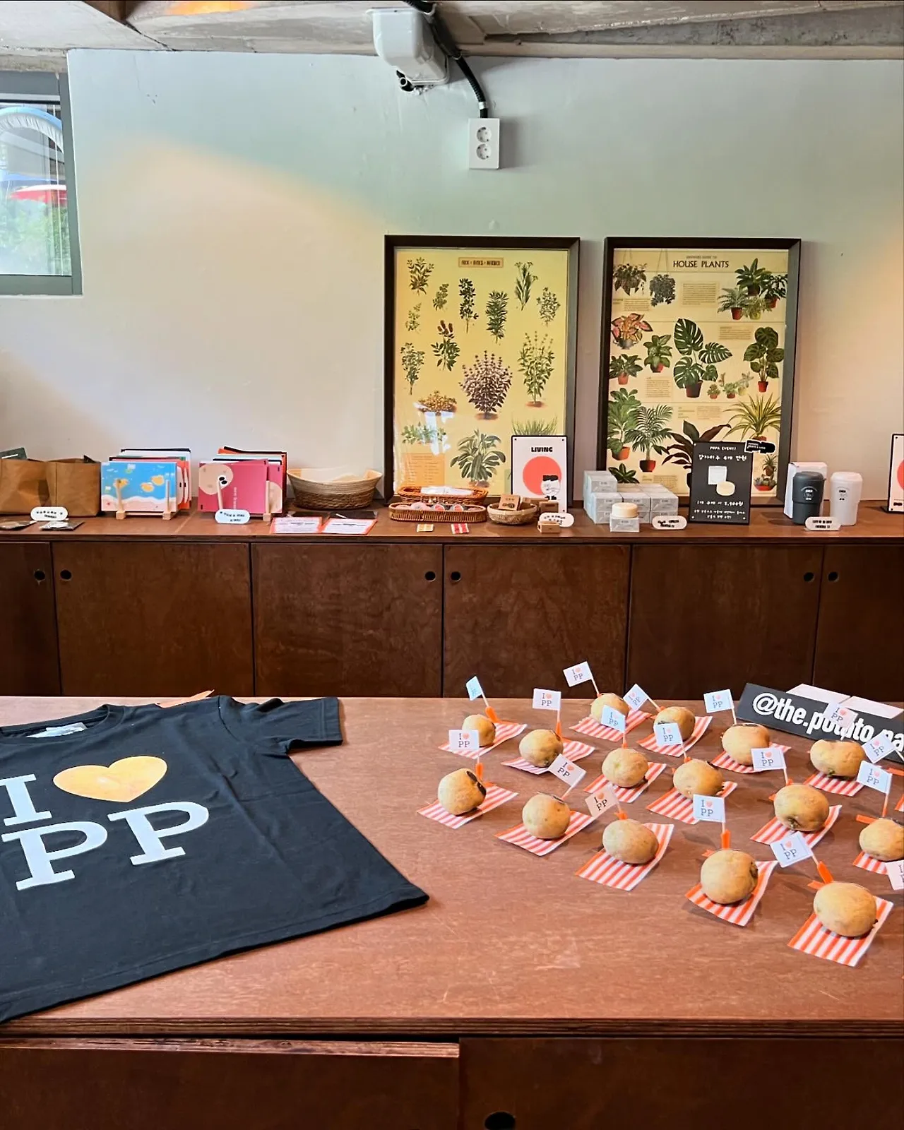 456176747_18453015349045353_6971946676301809517_n.jpg?stp=dst-jpegr_tt6&_nc_cat=100&ccb=1-7&_nc_sid=127cfc&_nc_ohc=2t_5b1C9zFMQ7kNvgHlgV8D&_nc_zt=23&se=-1&_nc_ht=scontent-ssn1-1.xx&_nc_gid=AVshDI_JatK00zE-99xS63H&oh=00_AYBGe1X5-q3Ch_eWky319lXxbGWLv3SrG0mwjV6zGUtk3g&oe=67741F7B