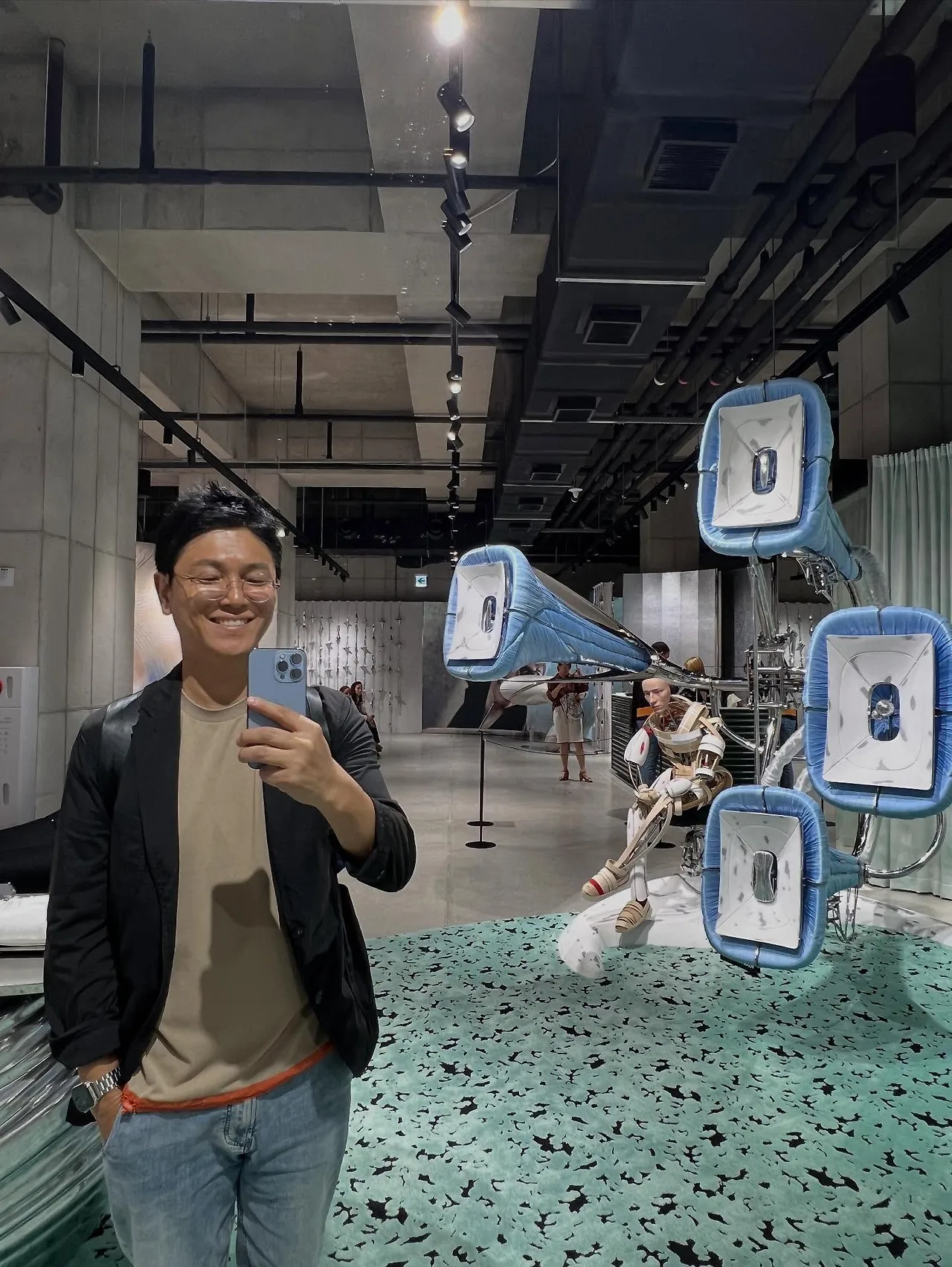 551823128_18529248103045353_1722036104371315567_n.jpg?stp=dst-jpegr_tt6&_nc_cat=111&ccb=1-7&_nc_sid=127cfc&_nc_ohc=0PjmFNeX9LYQ7kNvwGRfJ7M&_nc_oc=Adn8jd7c8skrWRQUKsc4ZyJ1a2Q8XNSB3pC5dQS48-k6M0_vjKGyakf1ymyt-OqfrSQ&_nc_zt=23&se=-1&_nc_ht=scontent-ssn1-1.xx&_nc_gid=prwZEgk3p76d94YiqjHeFA&oh=00_Afc5EhrCJmyE7W9DCOefeFbnYbao1kfG_QKM2fcRL2FcNw&oe=68E6F3C2