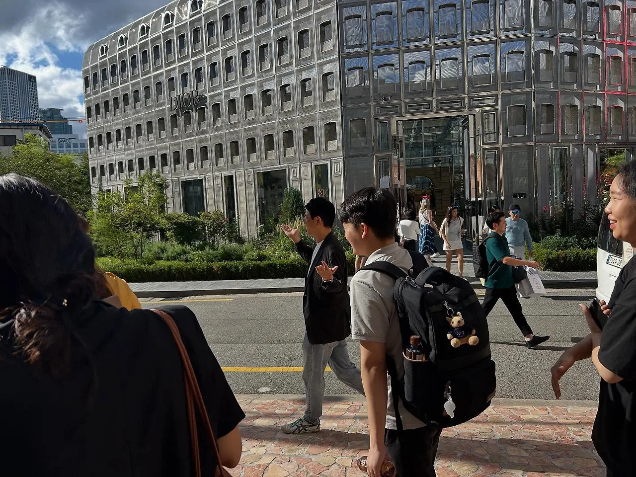 551337484_18528377872045353_3023136829504070522_n.jpg?stp=dst-jpegr_tt6&_nc_cat=102&ccb=1-7&_nc_sid=127cfc&_nc_ohc=AEXuJ2ixJsYQ7kNvwGcEnBs&_nc_oc=Adnh2t67WXeuvWgdfbil38QuzeUtMPqsAOLKrpxOqBNnQIAvvIe8VC2KO-R21YbuilU&_nc_zt=23&se=-1&_nc_ht=scontent-ssn1-1.xx&_nc_gid=8MxYVRIOXCV3VdIHuHz4VQ&oh=00_AfcscJWwKyIuOLIYVwA650sAHzFAsdLDFxWP29izLSdWKQ&oe=68E6EC3B