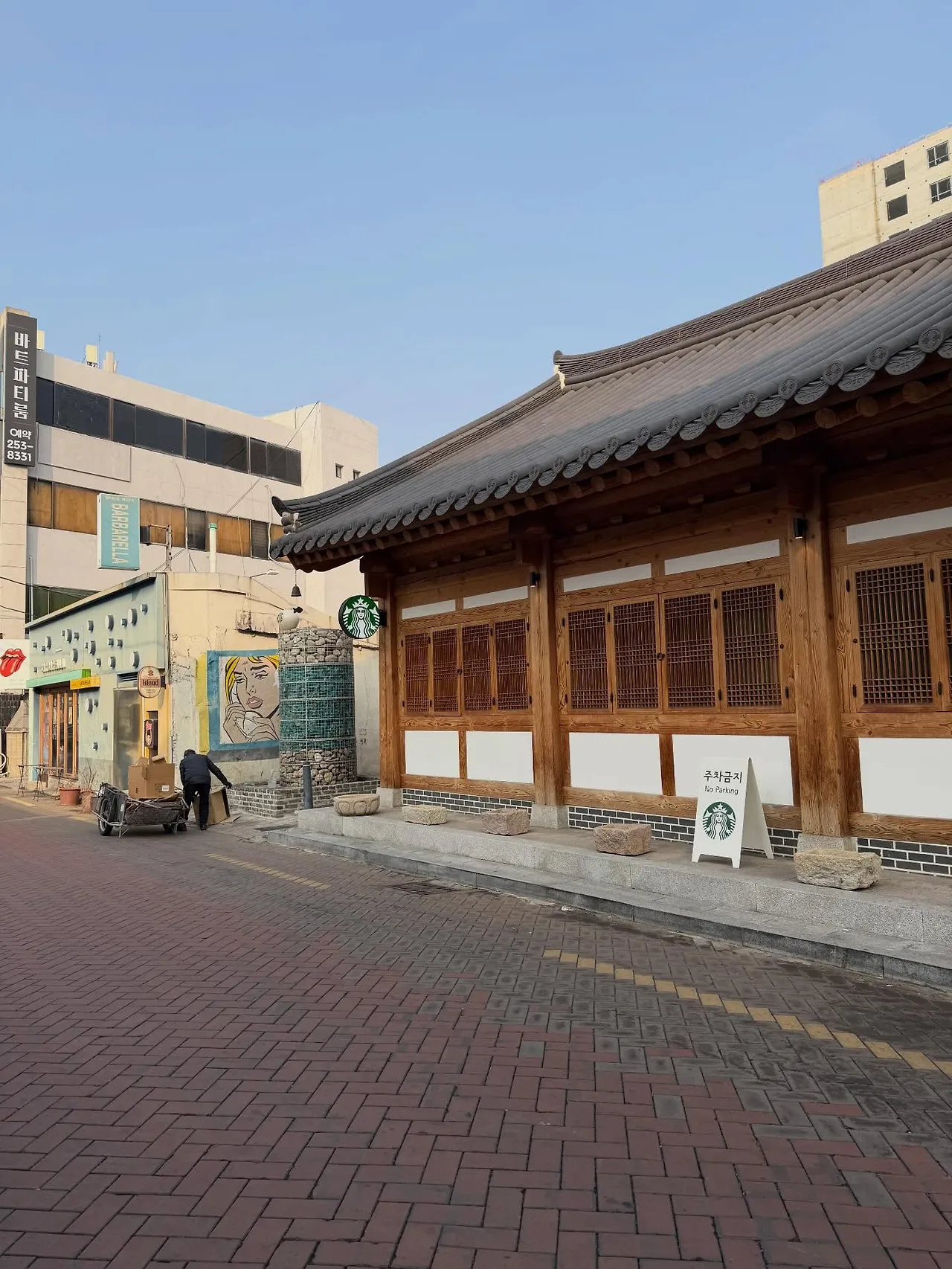 601558877_18547034092045353_1617639437472399088_n.jpg?stp=dst-jpegr_tt6&_nc_cat=103&ccb=1-7&_nc_sid=127cfc&_nc_ohc=8Wi8nRmgkIMQ7kNvwFJsBYJ&_nc_oc=Adl1bItn4GEwgmzMzTmpYBenvGntfTiuBOG4YN-bEQNXhXboDb5-2gzmbbKxc_ODVA8&_nc_zt=23&se=-1&_nc_ht=scontent-lax3-2.xx&_nc_gid=wmrg5HZmwMNEN1aWDm7U4g&oh=00_Afo478aHzAIkqpmekPJE9rilUWMICB-ngqDBLsc0RizohQ&oe=696C1258