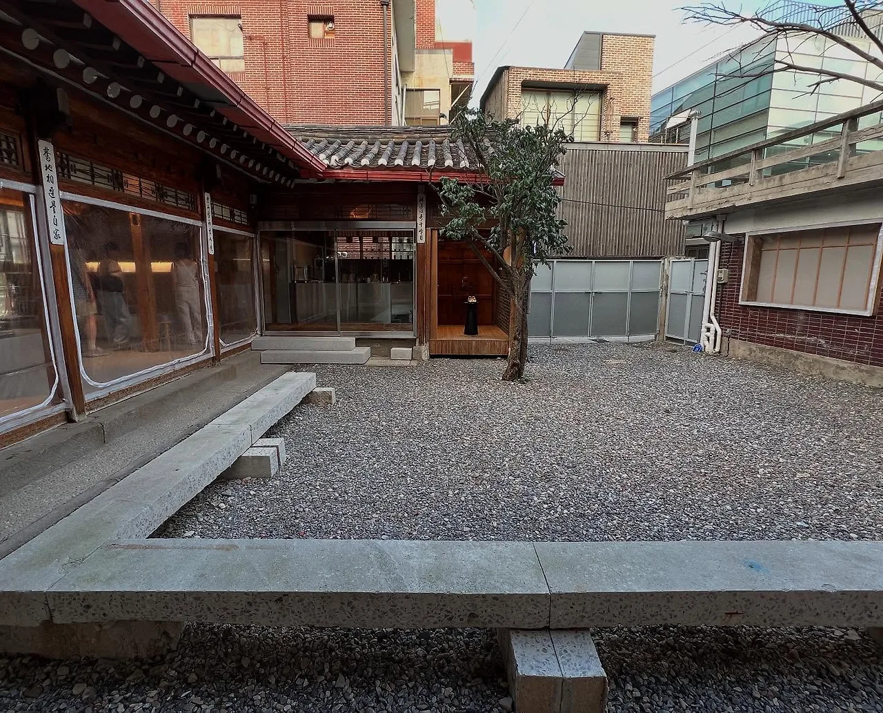 539237211_18523401565045353_6791518813297955393_n.jpg?stp=dst-jpegr_tt6&_nc_cat=106&ccb=1-7&_nc_sid=127cfc&_nc_ohc=_VdbTfFVXh0Q7kNvwFbkmQI&_nc_oc=AdnbmdRBNXgy6km00lF2ef0661OQchBUtxPIjcT4tv5mBGGhRWXffDnRyARSEKezYQM&_nc_zt=23&se=-1&_nc_ht=scontent-ssn1-1.xx&_nc_gid=c-QKjFTiJjKTwwCcAQWQSA&oh=00_AffrHKvqEd7RO2xR-5SqvZakReUasMZnIJkkpYUMwnvy1Q&oe=68E5C658