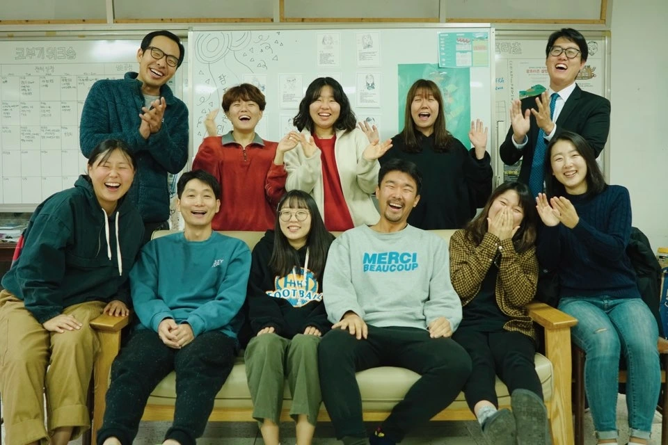 팜프라촌 시즌1 졸업식 단체사진.JPG