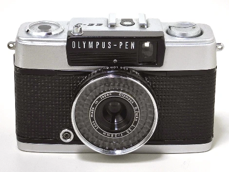 1280px-Olympus_pen_ee3.jpg