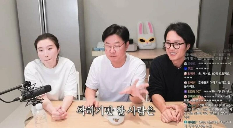 2c0dc538d93a032e8208879d56b638a73a1bfcbe