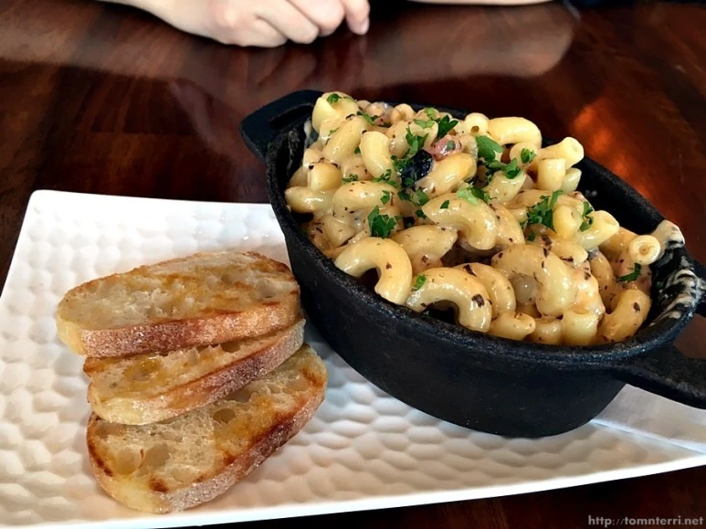 2016-02-08_at_05.17.56.jpg?type=w773