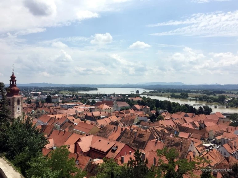 2016-06-22_at_19.34.19.jpg?type=w773