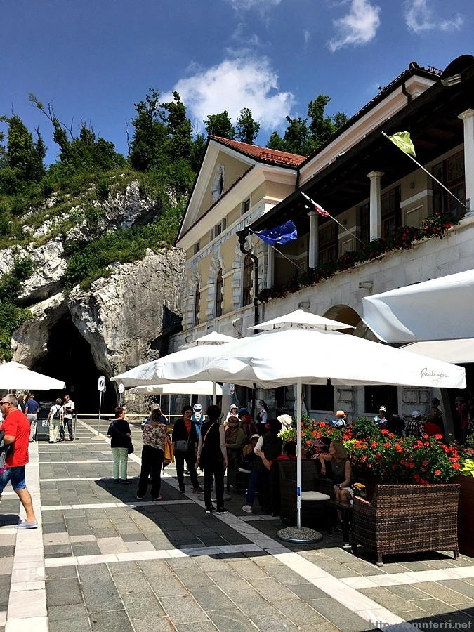 2016-06-24_at_18.36.09.jpg?type=w773