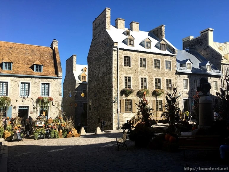 2017-10-03_at_03.35.26.JPG?type=w773