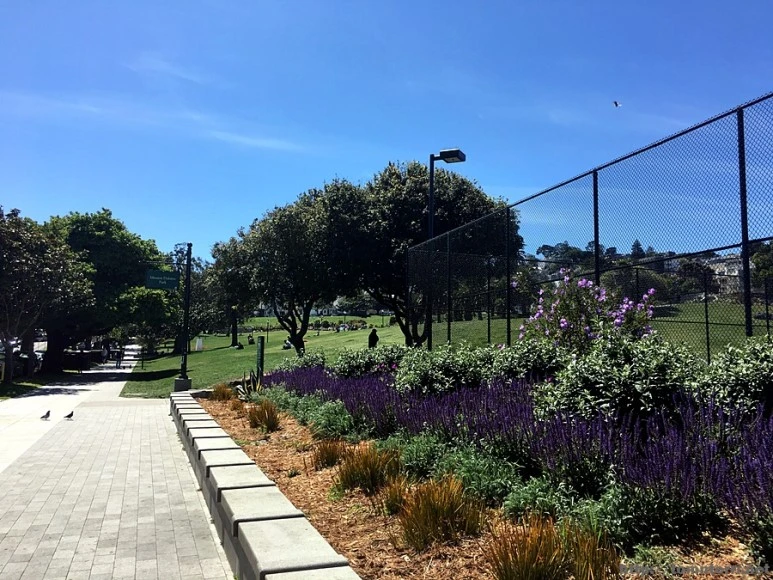 2017-04-28_at_04.26.33.jpg?type=w773