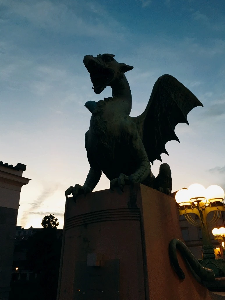 image_6774574881467549495409.jpg?type=w773