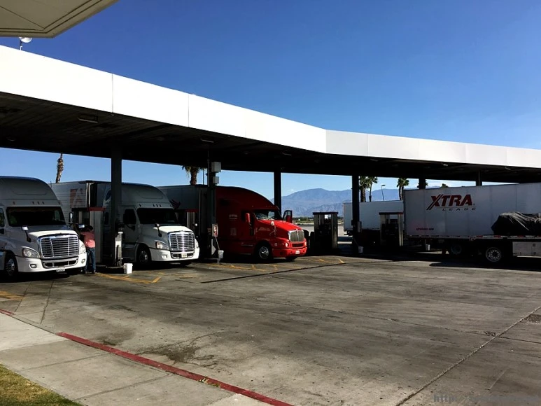 2017-05-05_at_08.41.24.jpg?type=w773