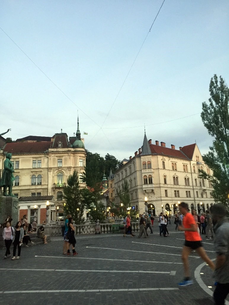 image_9888727951467549495408.jpg?type=w773