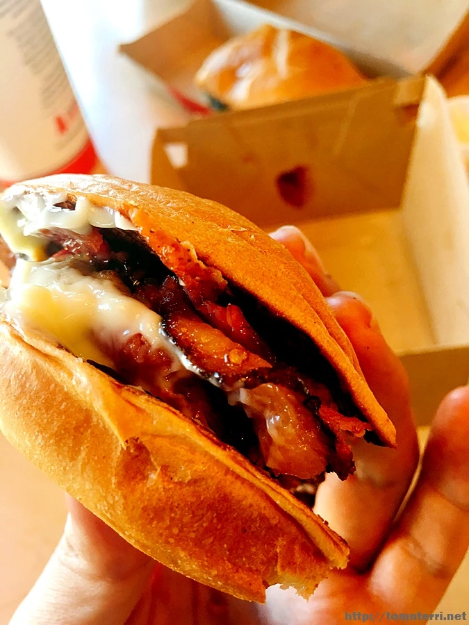 2017-05-05_at_08.31.31.jpg?type=w773