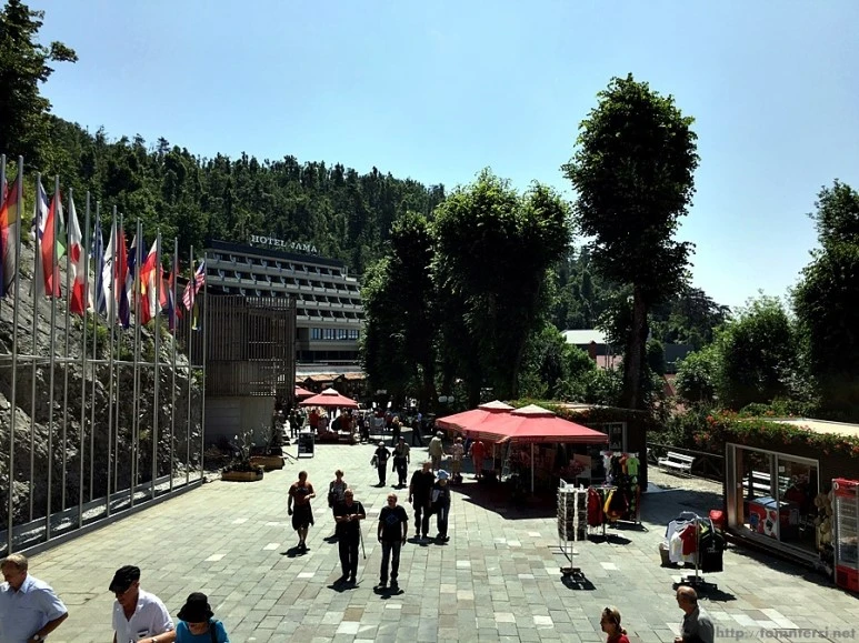 2016-06-24_at_18.37.04.jpg?type=w773