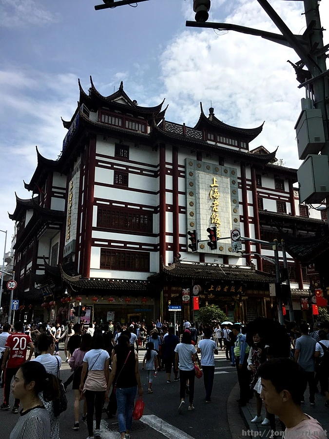 2017-10-01_at_13.29.25.JPG?type=w773