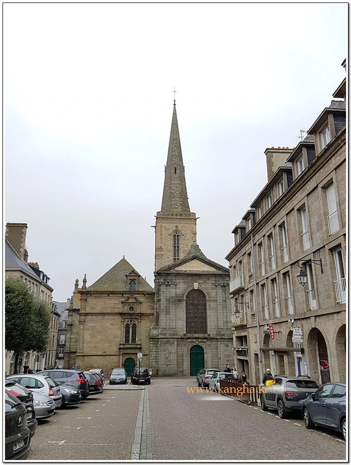 99A6A7465B2D132B25BD9E