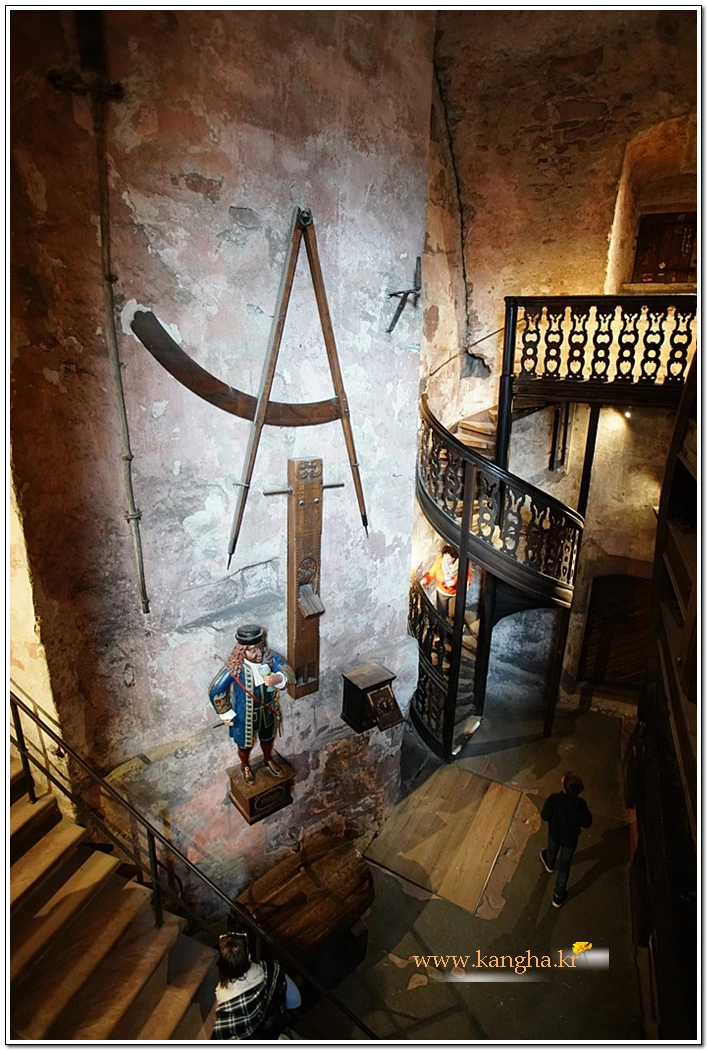 9972B83F5B41C4A6185948