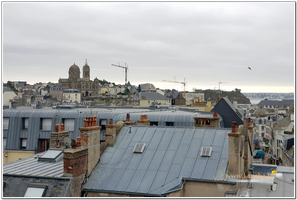 99EDE5505B2A65D90369F3