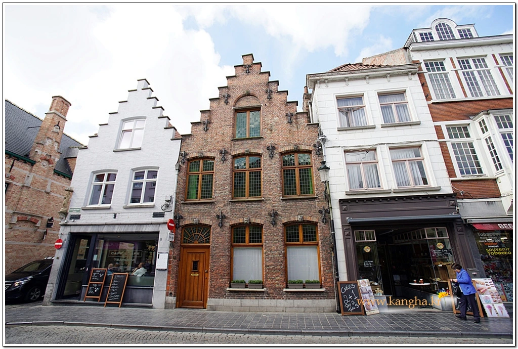 99E8D83C5B91F5061F0C58