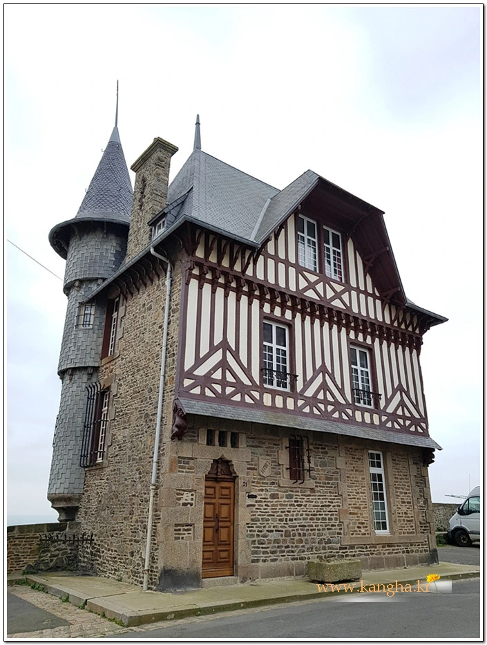 990C0C485B2A74292CB314