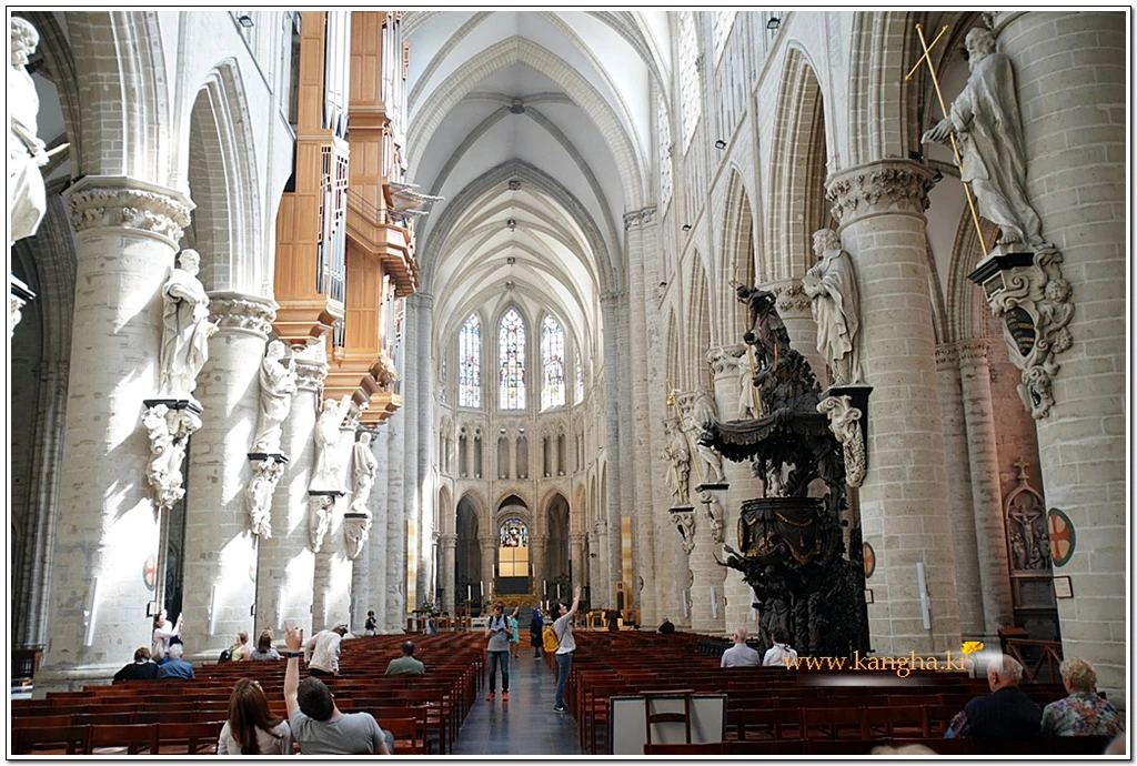 998781425B705E4212352F