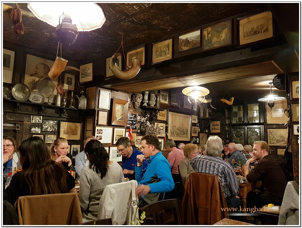 998BE84E5B4E16F004C837