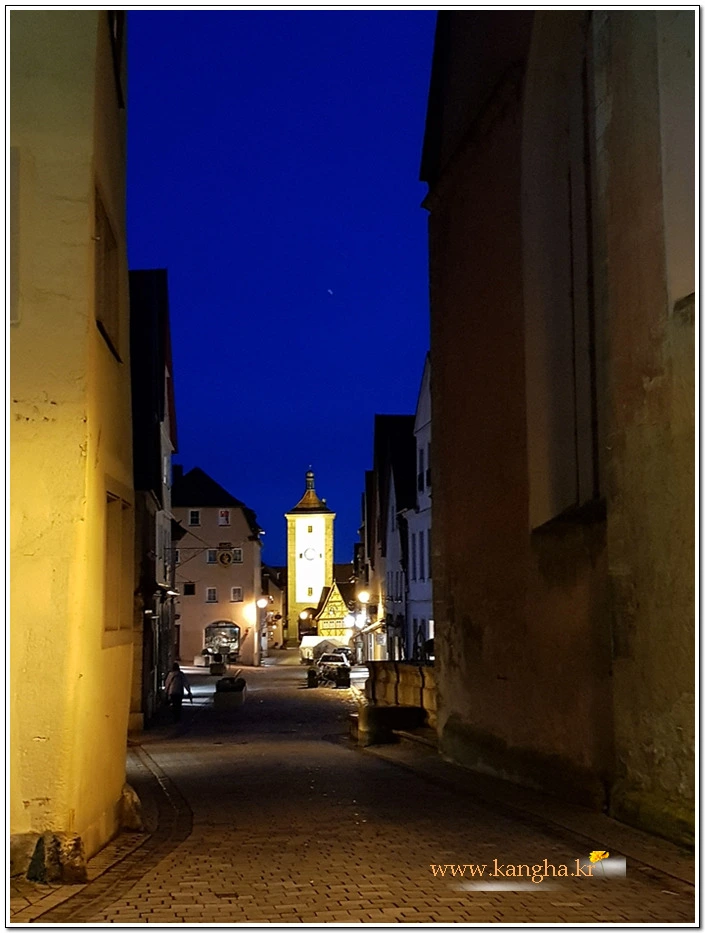 999D823C5B5542FD2D671A