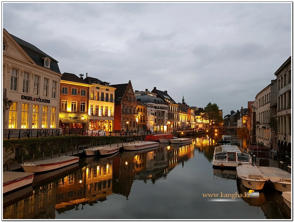 996C244A5B895AF720FE29