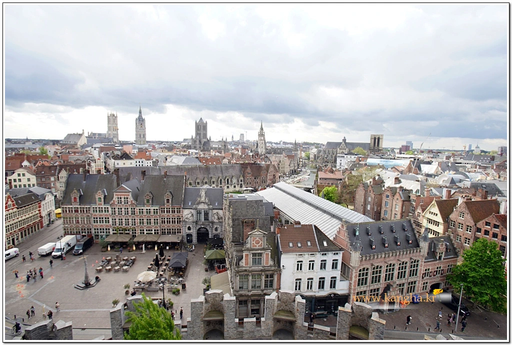 99C4EF395B81888023AF07