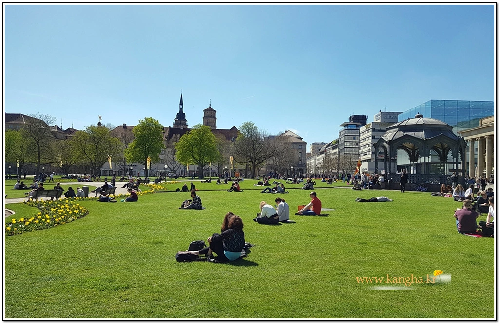 99D7774D5B3901780CB36B