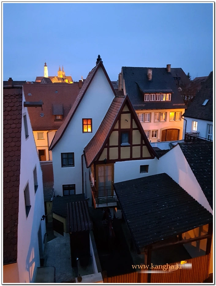 99AAF74D5B5542FD13AEA7