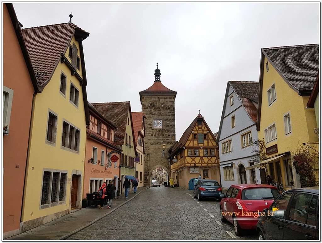 99AA7A415B92A08A26929D