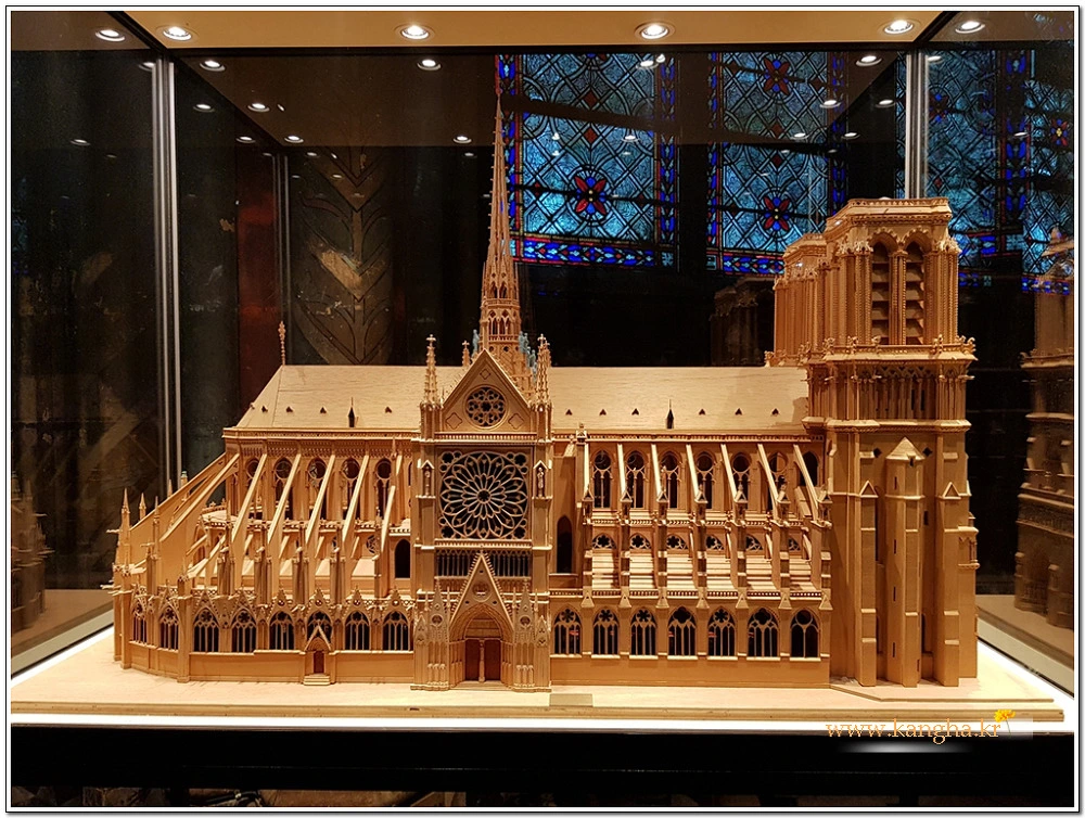 9965AD405B240335114D79