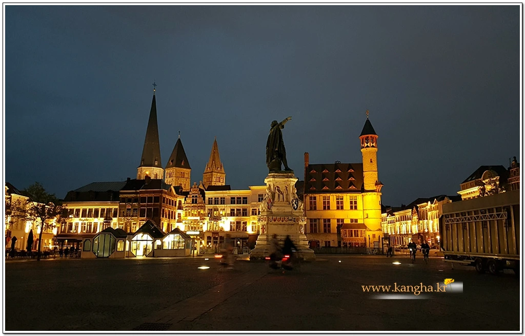 997060425B895AFA3424BD