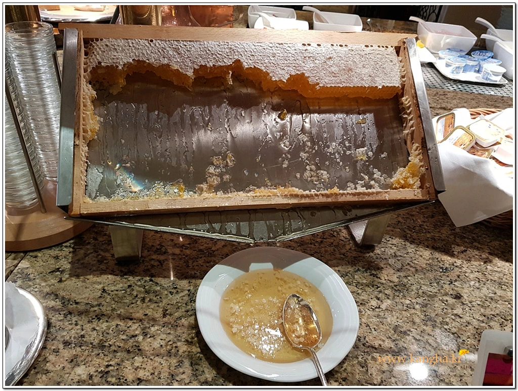 998614355B5F40CB1D20A2