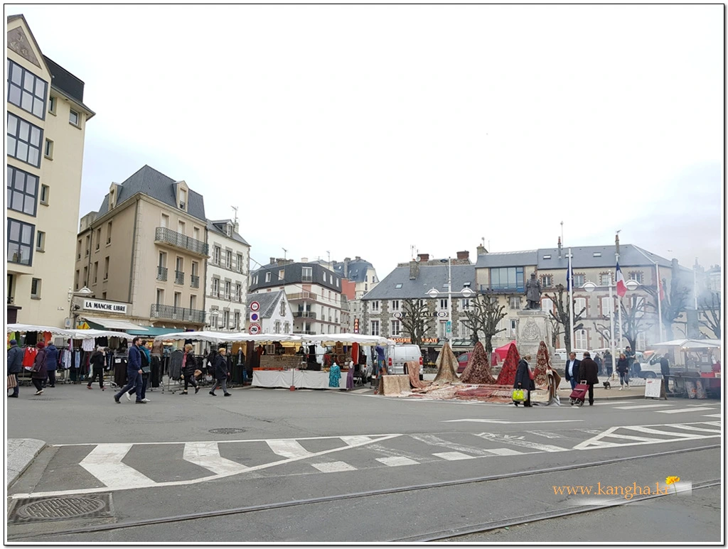 99EE73505B2A65D81E1EDF