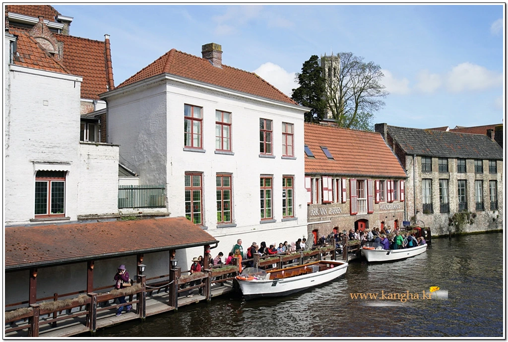 99FF3C475B75B6F4033EEC