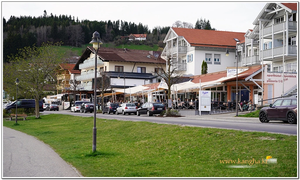 99830D415B5C3EDD1EDD3A