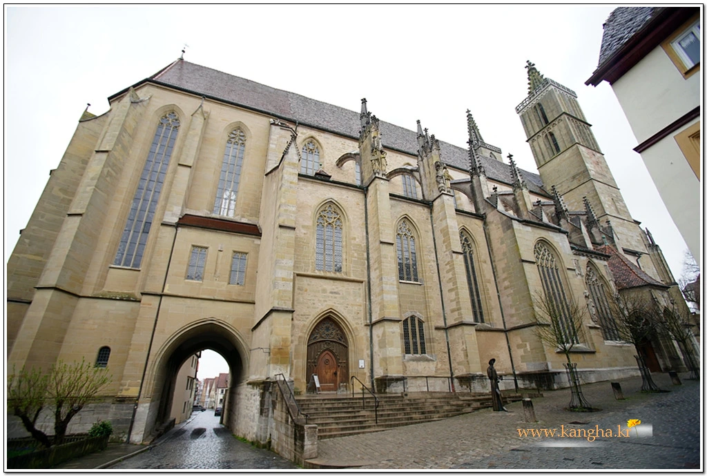 99A0AE455B52045334C34C