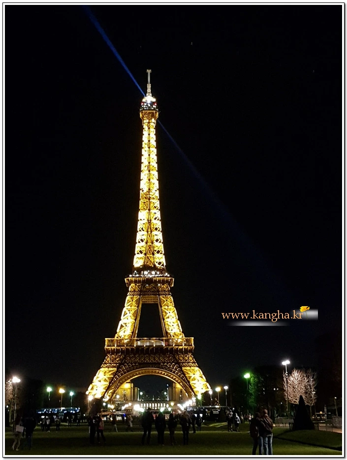 99F49D3C5B1D568E3526CD