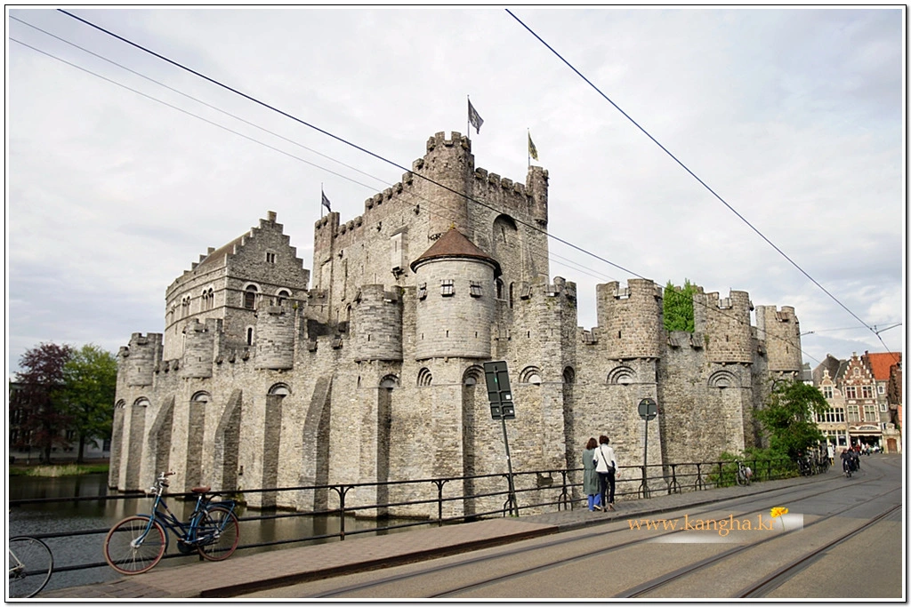 99540C485B8176F62E9831