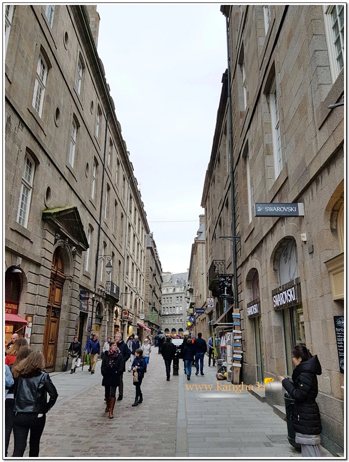 99EBF7505B2C5D3C05B190