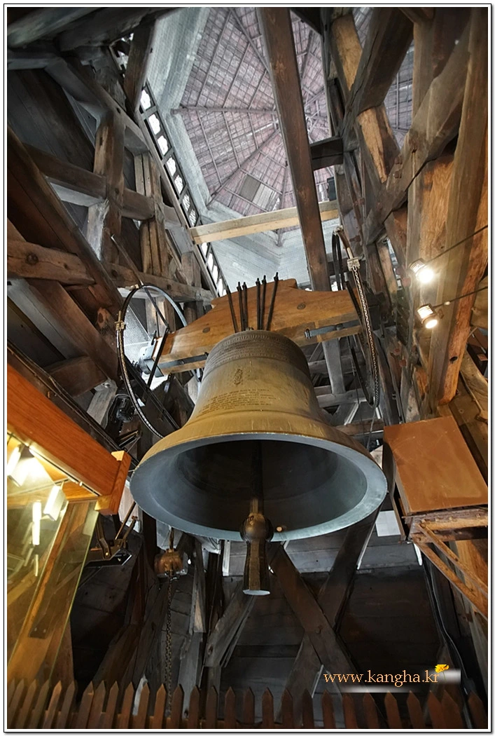 99A971335B24083216401B