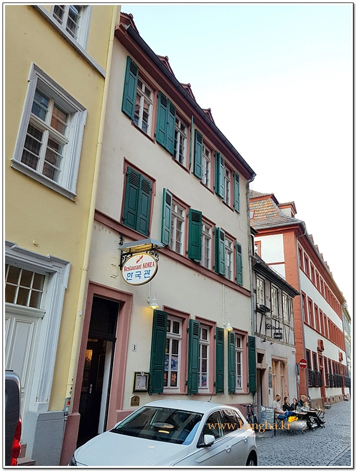 99538C4C5B3C937B20CBC1