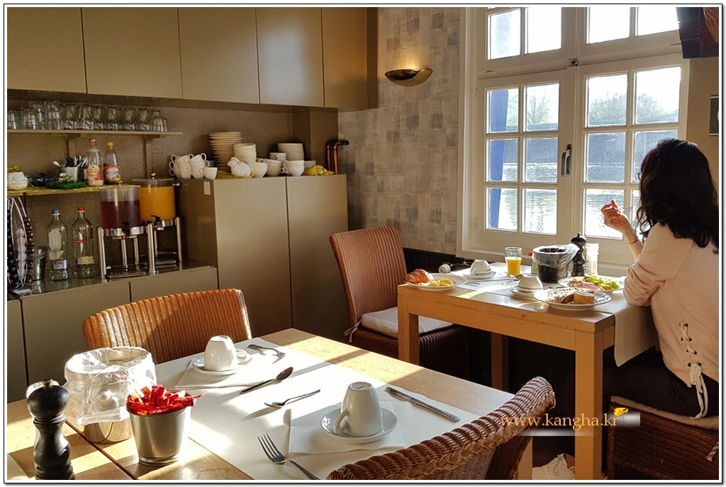 99EBC6365B74447C016251