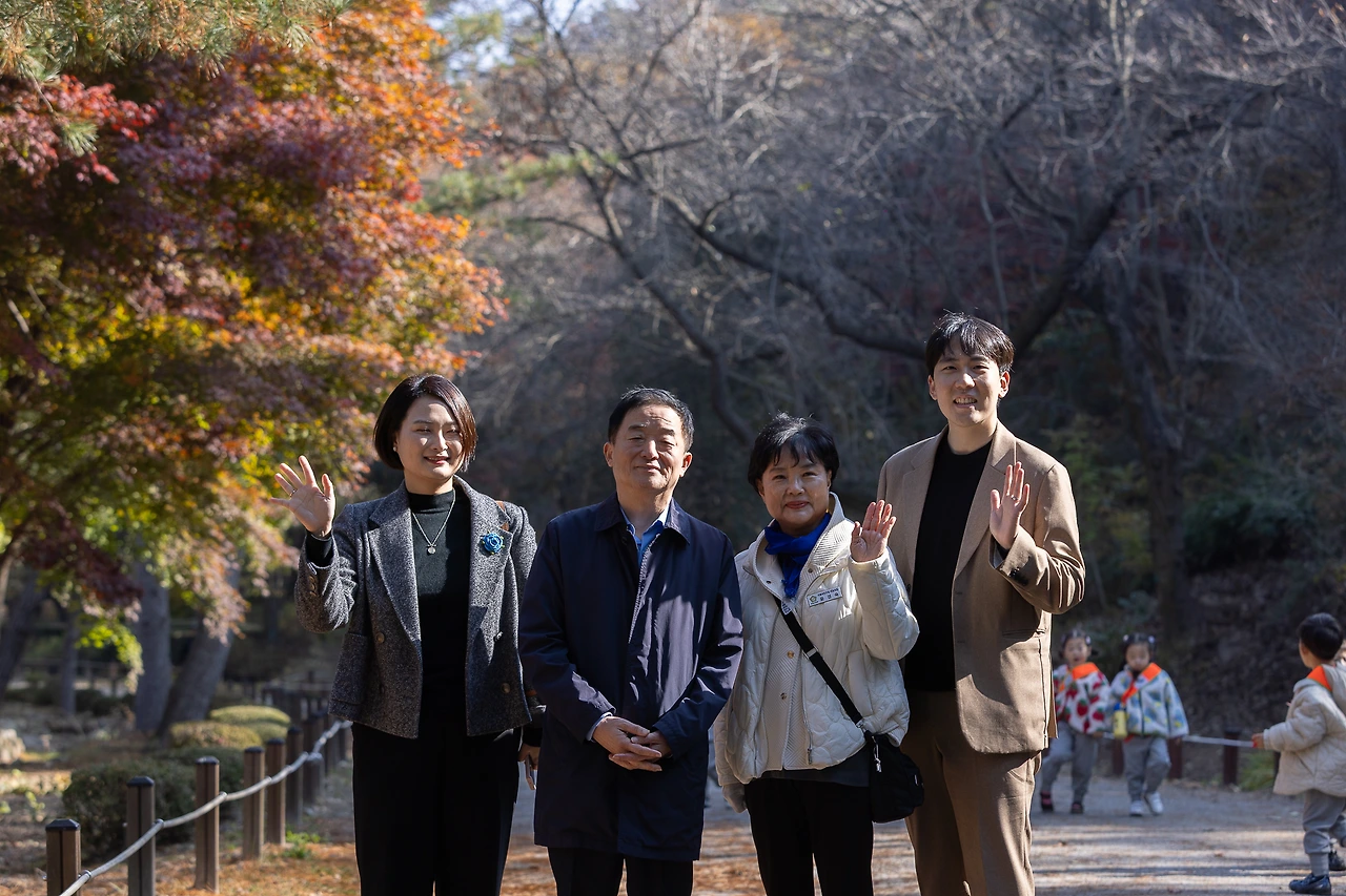 20251106 유료 AI 네 개를 쓰고 있습니다 .jpeg