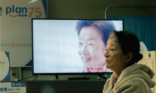 ?src=%22https%3A%2F%2Fimage.cine21.com%2Fresize%2Fcine21%2Fmovie%2F2024%2F0226%2F16_57_32__65dc446cc2aee%255BS1000%2C1000%255D.jpg%22&type=ff500_300